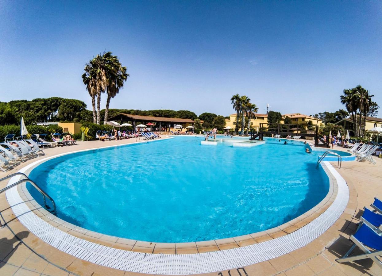 Horse Country Resort Congress & Spa - Hotel Ribot Arborea Εξωτερικό φωτογραφία
