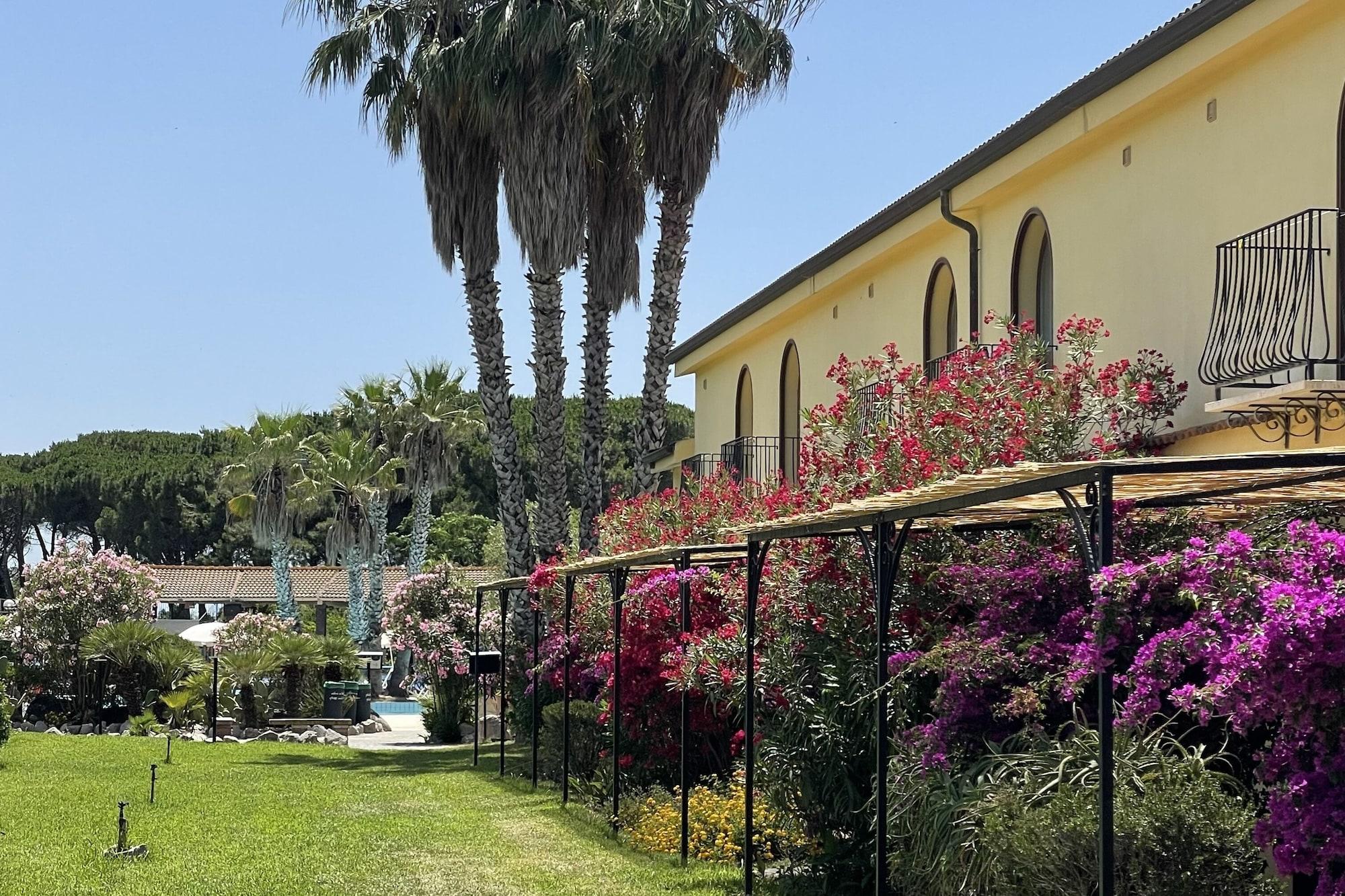 Horse Country Resort Congress & Spa - Hotel Ribot Arborea Εξωτερικό φωτογραφία