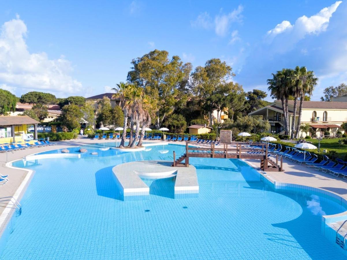 Horse Country Resort Congress & Spa - Hotel Ribot Arborea Εξωτερικό φωτογραφία