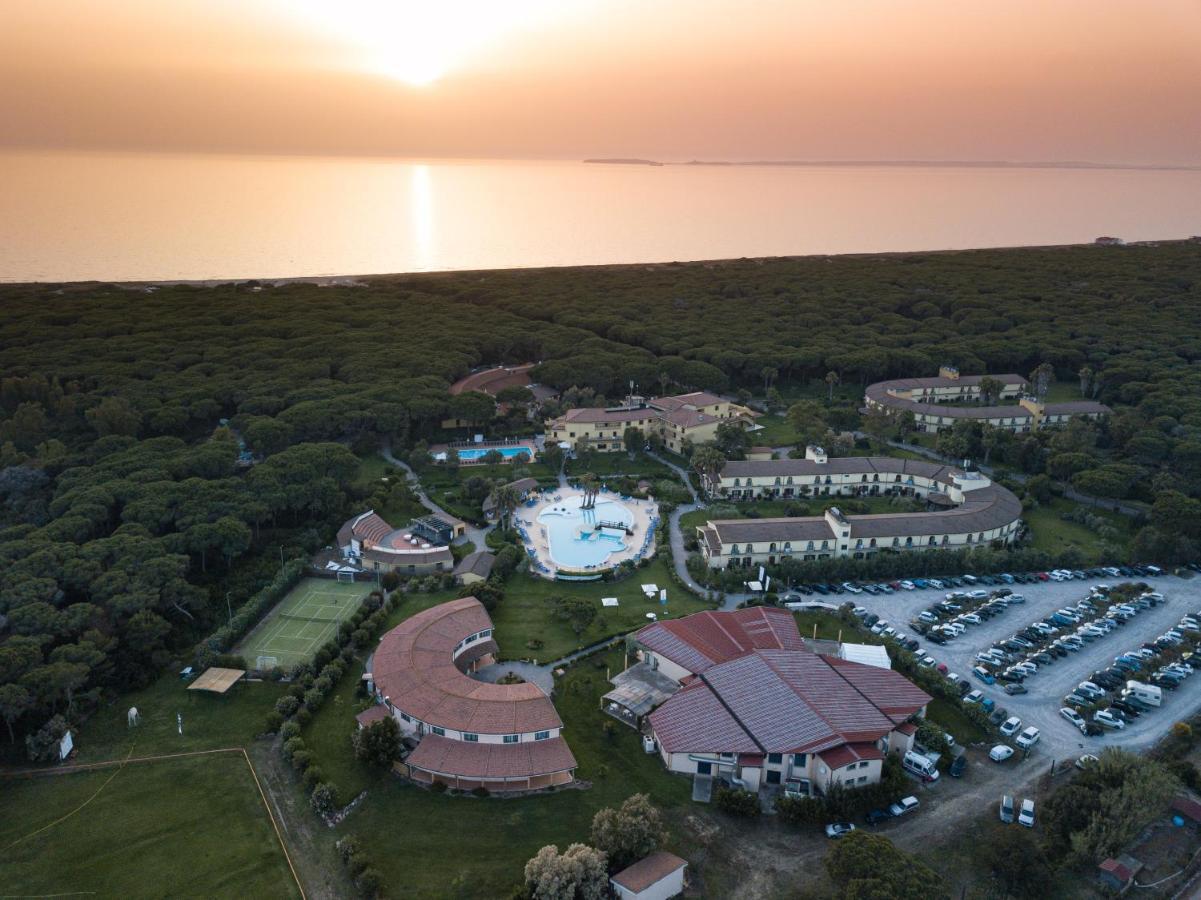 Horse Country Resort Congress & Spa - Hotel Ribot Arborea Εξωτερικό φωτογραφία